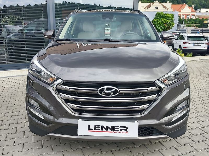 Hyundai Tucson 2.0 CRDI/136kW Premium DCT 4x4 - fotka 2 z 38