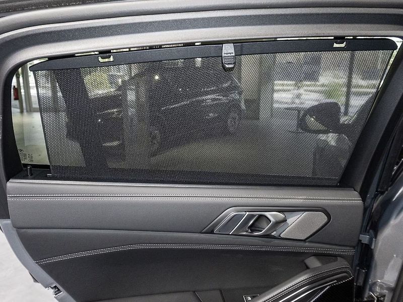 BMW X6 30d xDrive Masáže Nezávislé - fotka 7 z 7
