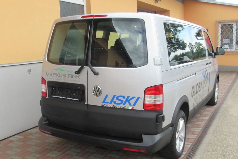 Volkswagen Caravelle 2.0 TDI 4MOTION LONG AUT.KLIMA - fotka 9 z 19