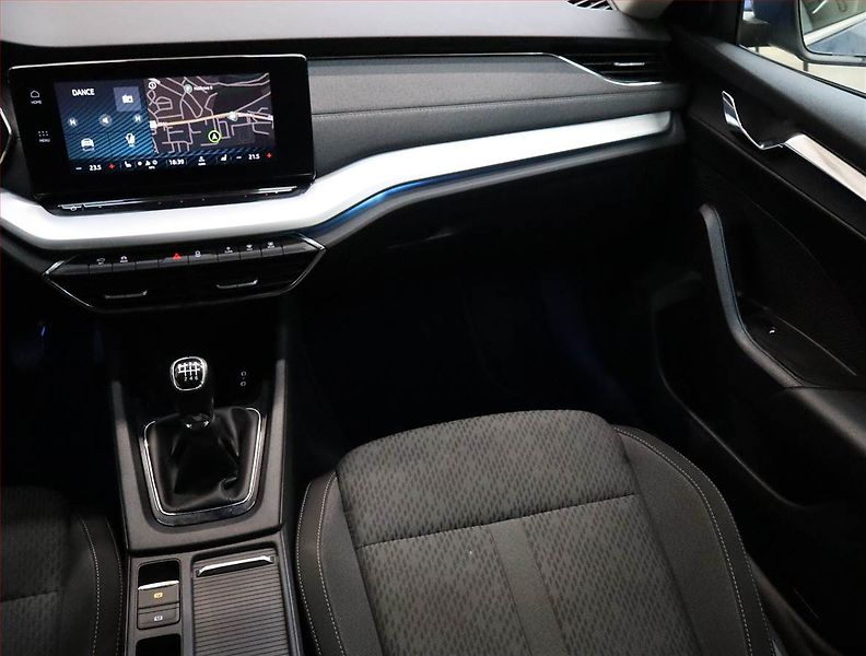 Škoda Octavia (2020) Style 2.0 TDI, ČR,1.maj - fotka 8 z 22