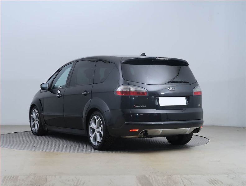 Ford S-MAX (2008) Titanium 2.2 TDCi - fotka 4 z 15