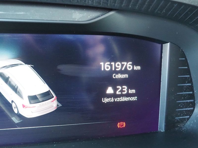 Škoda Octavia (2021) 2.0 TDI, Ambition, Navi - fotka 27 z 39
