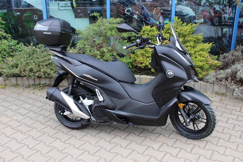 QJ Motor (2026) MTX 125 + kufr zdarma SKLADEM - fotka 2 z 9