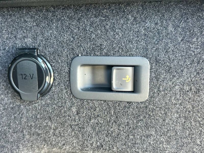 Škoda Kodiaq (2025) 2.0 TDI 7DSG 4x4 Sportline - fotka 28 z 35