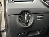 Škoda Octavia 1,6 TDi DPH KLIMA SENZORY ČR - náhled 8