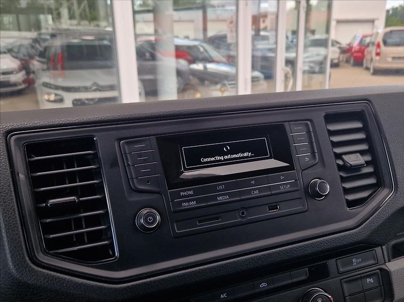 Volkswagen Crafter 2,0 35TDI CZ TAŽNÉ NOVÉ ROZVOD - fotka 23 z 30
