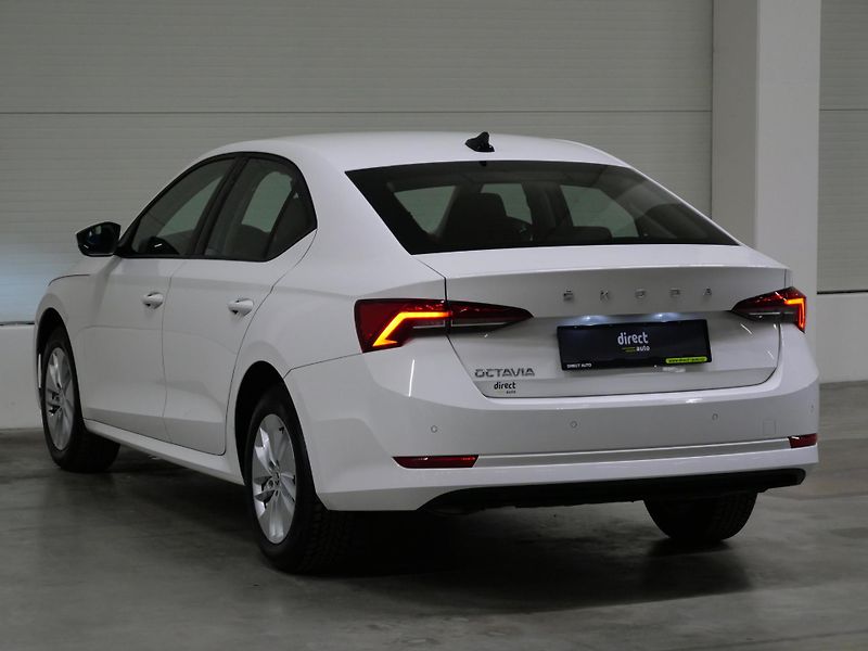 Škoda Octavia - fotka 7 z 24