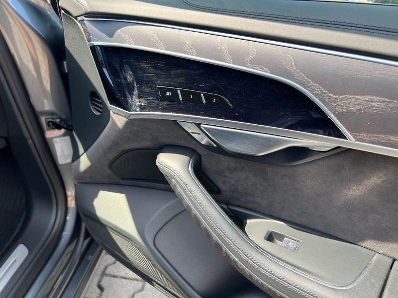 Audi A8 55 TFSI 250kW Quattro Tiptroni - fotka 20 z 24