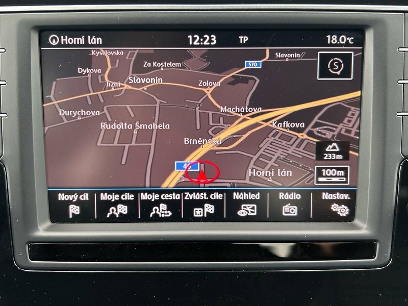 Volkswagen Touran (2016) 1.4 TSI 7DSG Highline - fotka 21 z 33