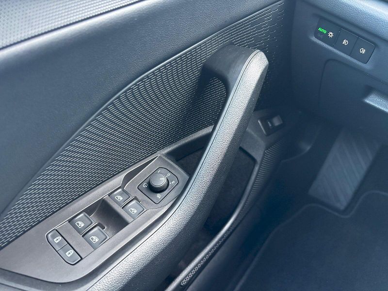 Škoda Octavia (2023) 1.5 TSI 110kW DSG Style Plus - fotka 10 z 35