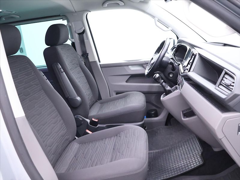 Volkswagen Caravelle 2,0 TDI 110 kW CZ - fotka 11 z 32