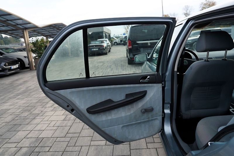 Škoda Fabia 1.9 TDI,100 PS/klima/alarm - fotka 15 z 34
