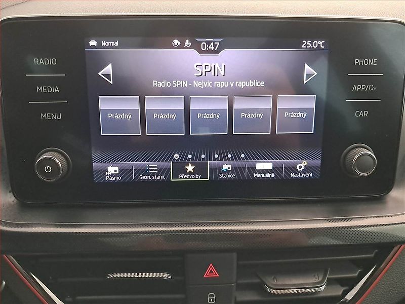 Škoda Scala (2022) Monte Carlo 1.0 TSI - fotka 13 z 17