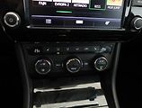 Škoda Superb (2017) 2.0 TDI, Automat, Navi - náhled 10