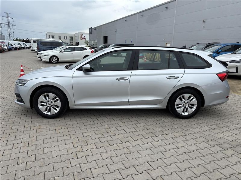 Škoda Octavia 2,0 TDI Ambition 85kW - fotka 2 z 43