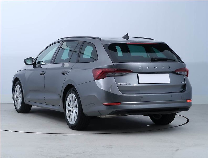 Škoda Octavia (2024) Fresh 2.0 TDI - fotka 4 z 20