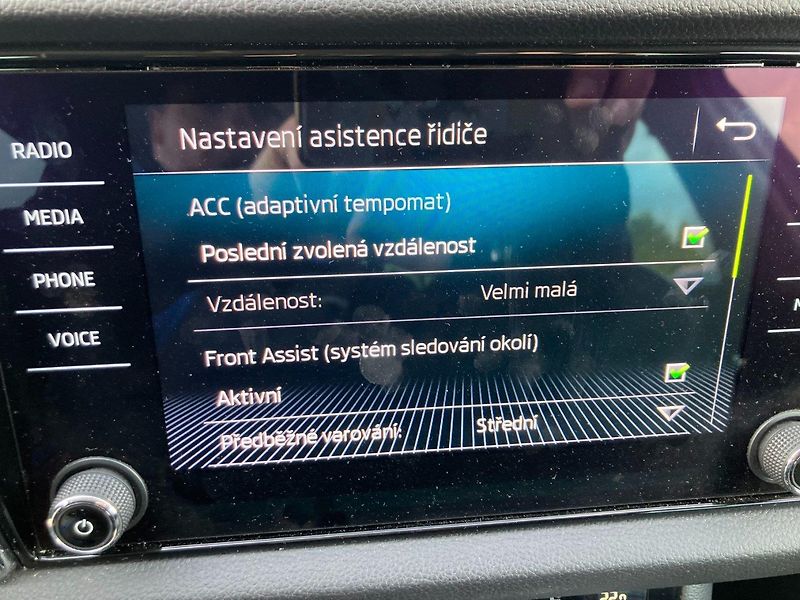 Škoda Kodiaq (2019) 2.0TDI L&K 4x4 DSG NEHAVAR. - fotka 25 z 32