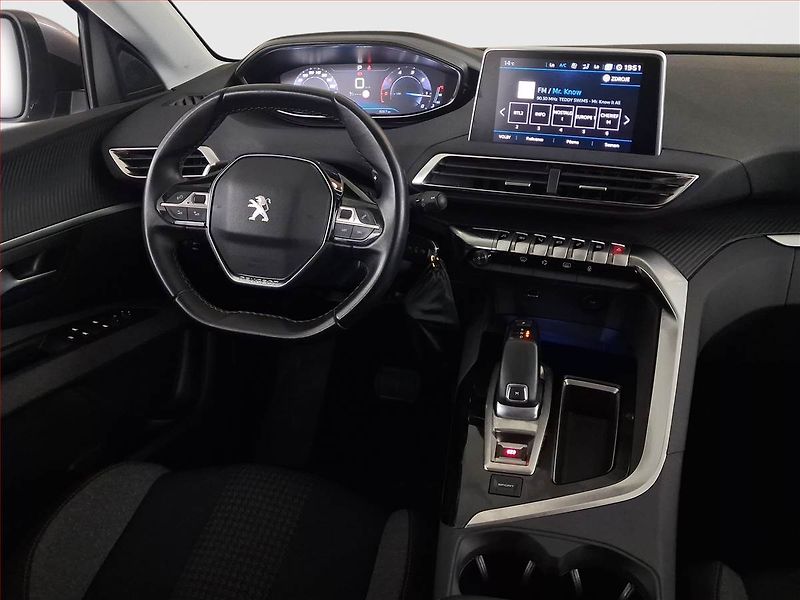 Peugeot 5008 (2019) 1.5 BlueHDi, Automat, 7 míst - fotka 7 z 16