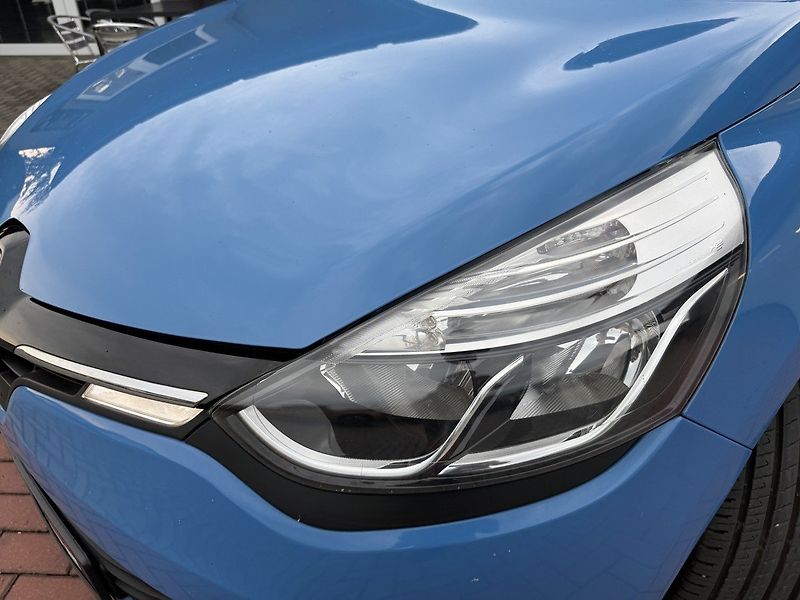 Renault Clio (2013) 1.2i Navi Klima Tempomat BT - fotka 38 z 50