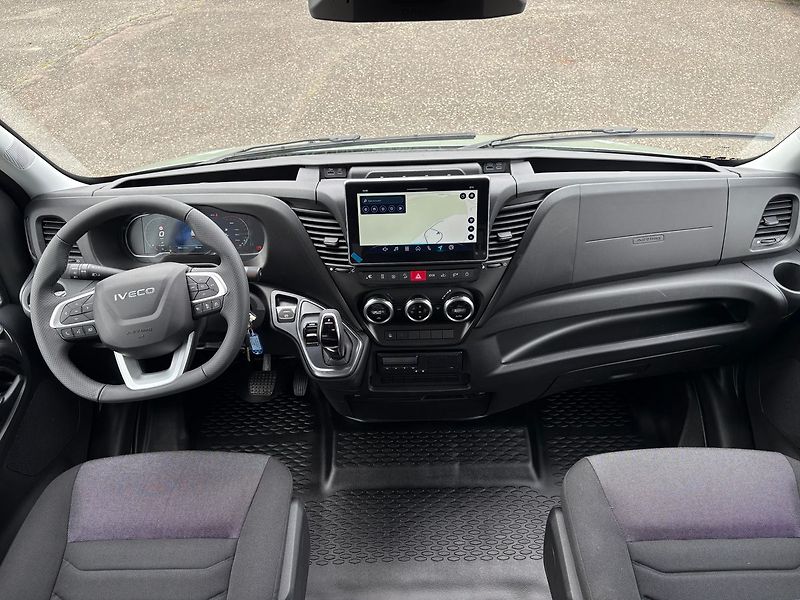 Iveco Daily (2026) 3.0Hi-matic, Průjezd. souprava - fotka 16 z 35