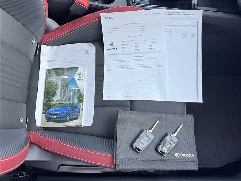 Škoda Scala 1,5 TSI MonteCarlo DPH 1maj ČR - fotka 49 z 50