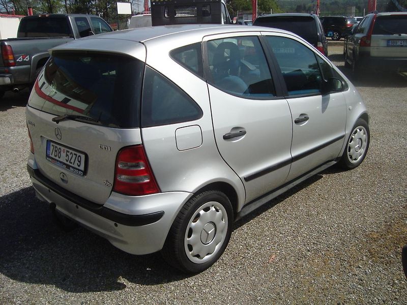 Mercedes-Benz Třídy A (2002) 170CDI - fotka 3 z 15