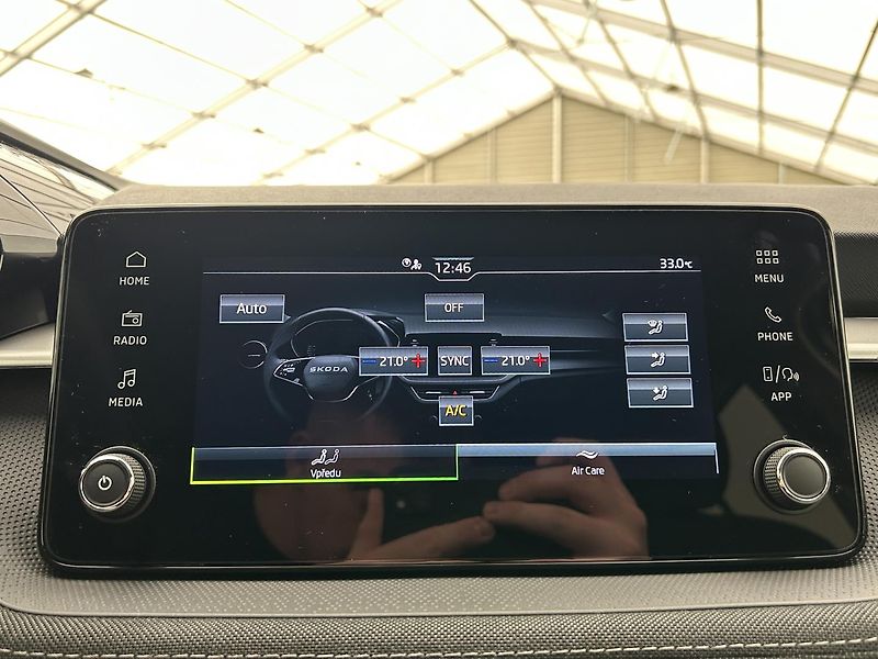 Škoda Fabia 1.0 TSI Top selection - fotka 11 z 28