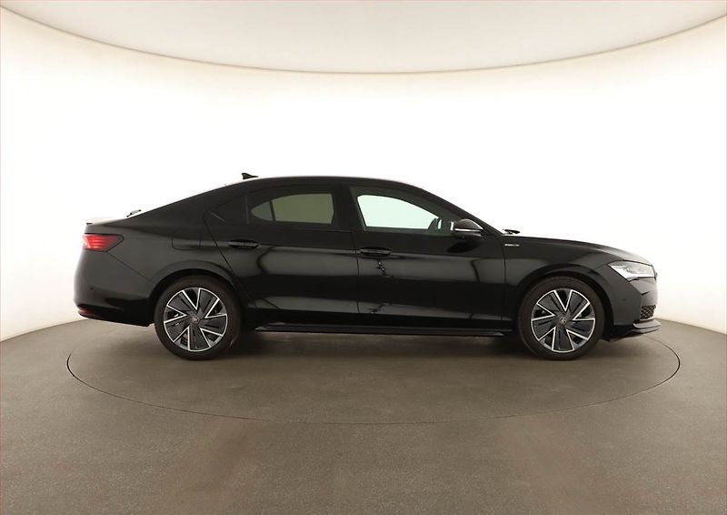 Škoda Superb (2025) 2.0 TDI, SPORTLINE, DPH - fotka 6 z 21