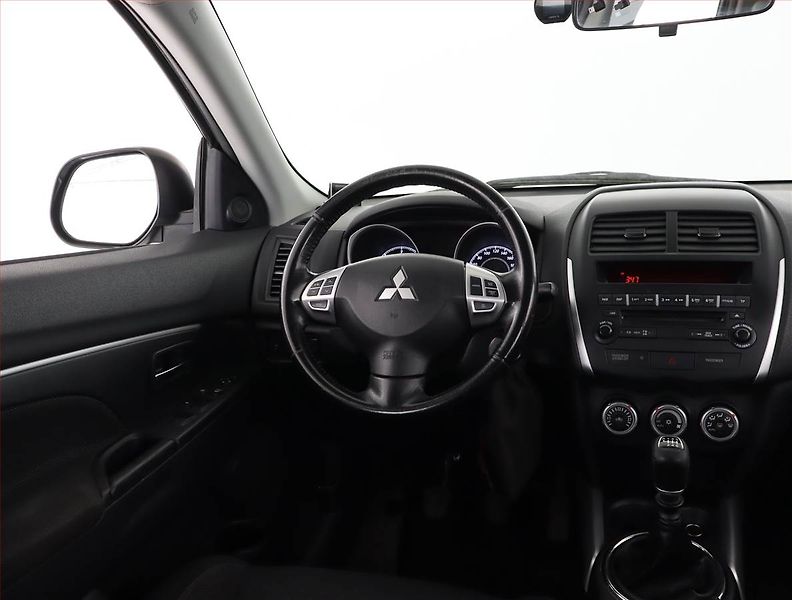 Mitsubishi ASX (2011) 1.8 DI-D MIVEC, 4X4 - fotka 7 z 17