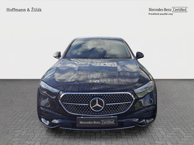 Mercedes-Benz Třídy E E 220 d AMG 4MATIC - fotka 2 z 22