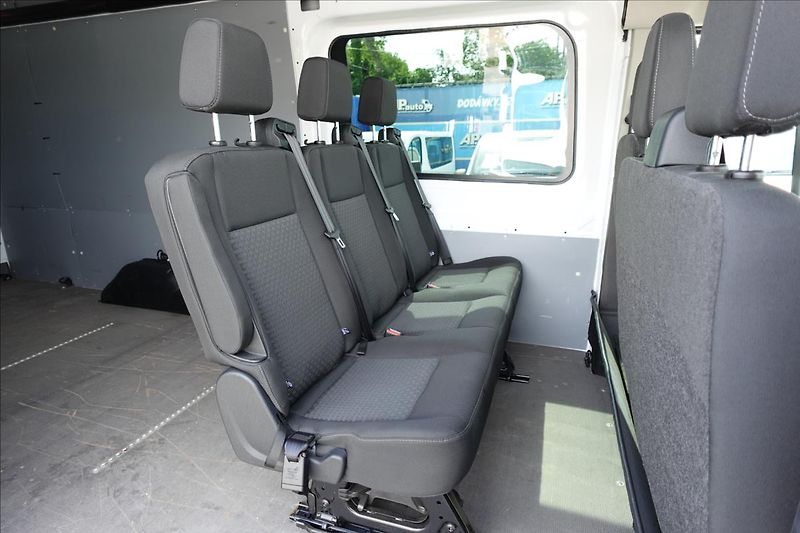 Ford Transit 2,0 TDCI  JUMBO 6MÍST KLIMA - fotka 15 z 31