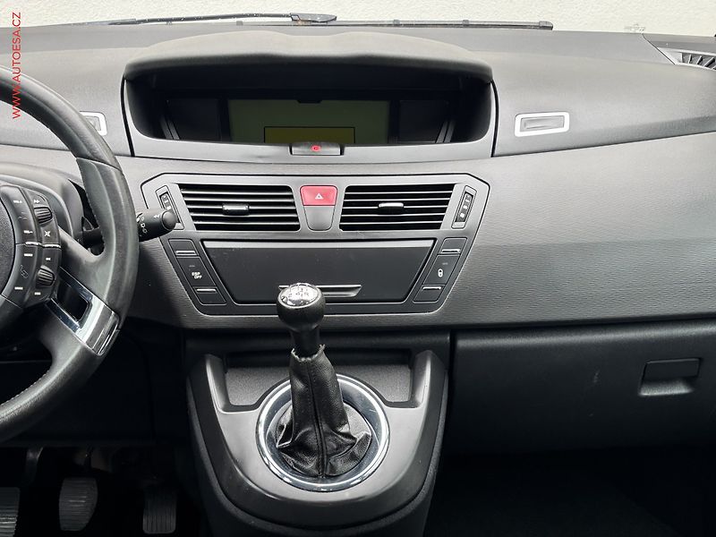 Citroën C4 Picasso (2011) 1.6 VTi, AC, tempo - fotka 10 z 18