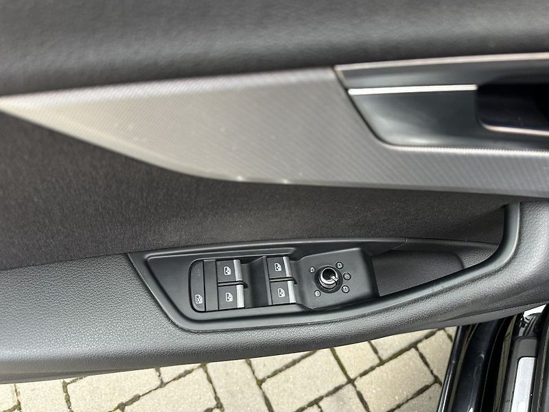 Audi A4 2.0 TDi 140kW Quattro 4x4 - fotka 18 z 26