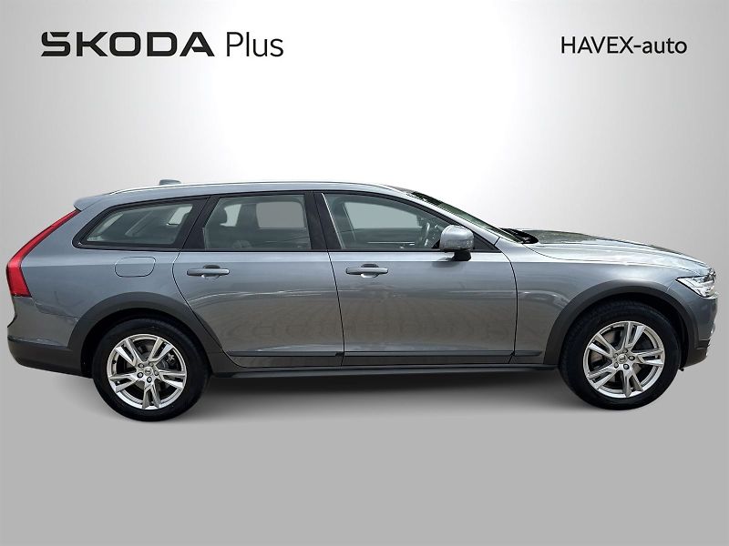 Volvo V90 (2019) 2.0 TDI 4x4 Automat CROSS COUN - fotka 30 z 31