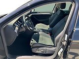 Volkswagen Passat 2,0TDi 110kW Business Premium - náhled 11