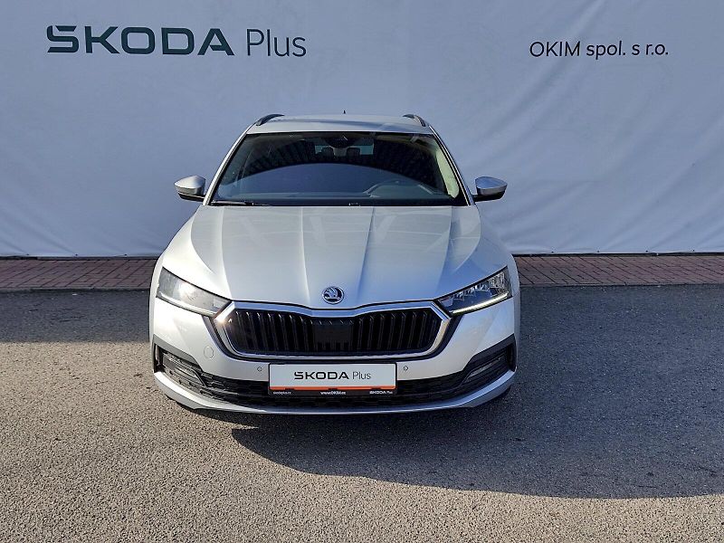 Škoda Octavia (2022) Combi Ambition Plus 2,0 Tdi 85 - fotka 4 z 36