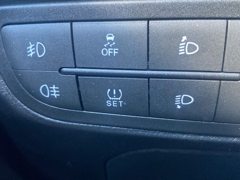 Fiat Tipo (2023) Kombi 1,0 GSE T3 (73kW) Man - fotka 21 z 27