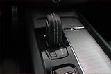 Volvo XC60 (2021) B4 AWD - náhled 17