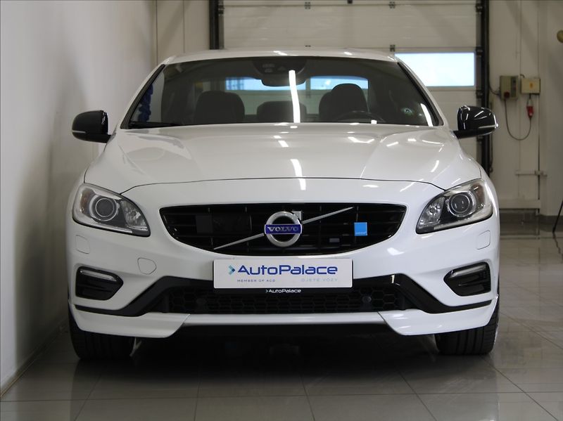 Volvo S60 2,0 Polestar 270kW 75tkm.ČR - fotka 2 z 27