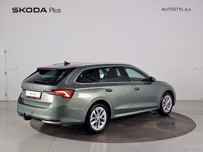 Škoda Octavia (2024) COMBI 1.5TSI 85KW TOP SELECTIO - fotka 2 z 30