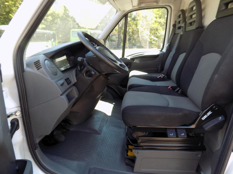 Iveco Daily (2012) 2,3 93KW 35 S 13 MAXI - fotka 16 z 44