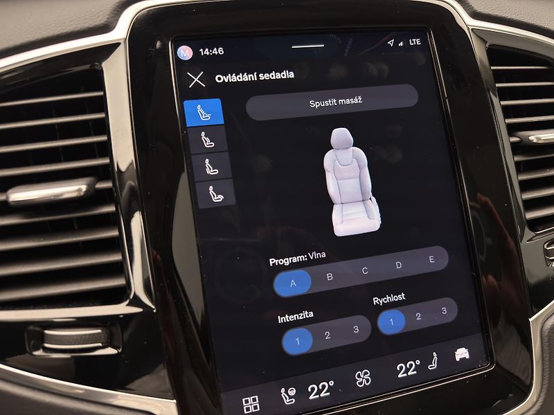 Volvo XC90 B5 AWD ULTIMATE AUT  - fotka 49 z 52