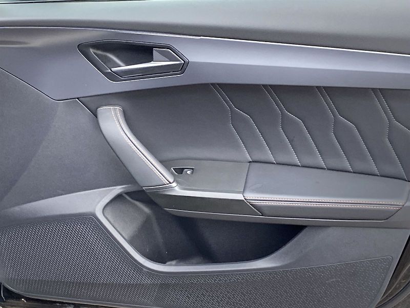 Cupra Formentor (2023) 1.5 TSI Basis - fotka 31 z 40