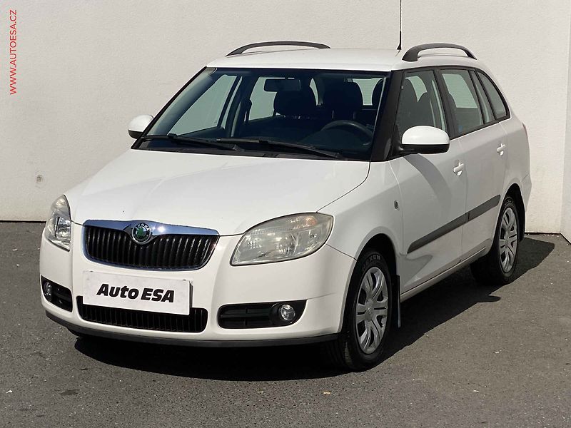 Škoda Fabia (2008) 1.2i, ČR, Ambiente, AC - fotka 3 z 16