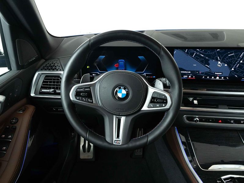 BMW X5 M60i - fotka 12 z 22