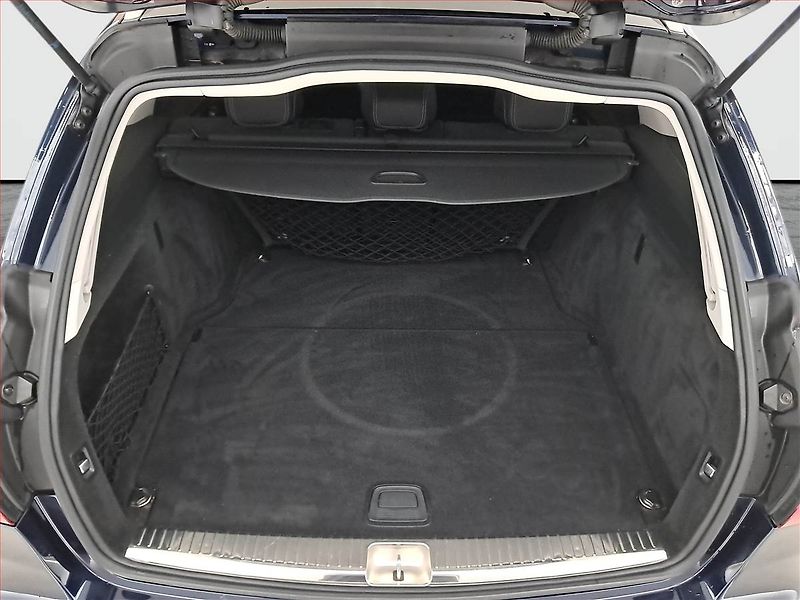 Mercedes-Benz Třídy C (2017) C 220 d BlueEff., Kůže, Navi - fotka 14 z 17