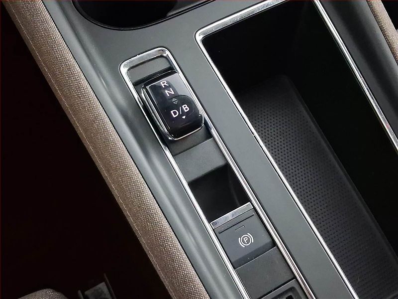 Škoda Enyaq (2021) Sportline 60 (62 kWh), SoH 92% - fotka 19 z 21