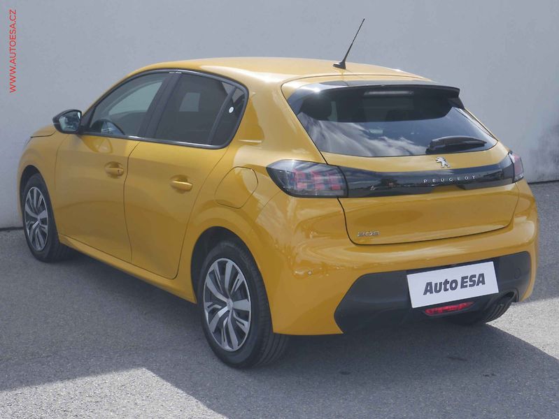 Peugeot 208 (2022) 1.2PT, 1.maj,ČR, Active - fotka 6 z 15