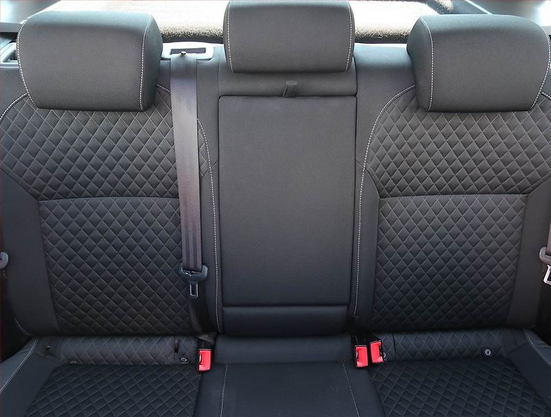 Škoda Rapid (2016) Spaceback 1.4 TSI, Automat - fotka 10 z 22