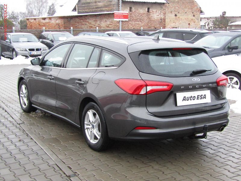 Ford Focus (2019) 1.0 EB, 1.maj,ČR, AT, navi - fotka 6 z 21